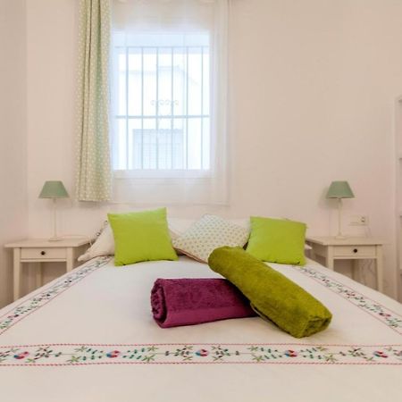 Wish Suite Pureza De Triana Sevilla Luaran gambar