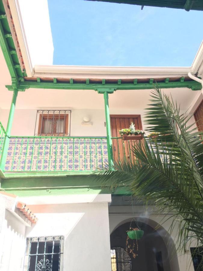 Wish Suite Pureza De Triana Sevilla Luaran gambar