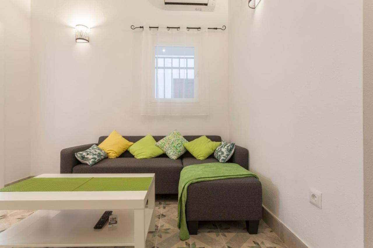 Wish Suite Pureza De Triana Sevilla Luaran gambar
