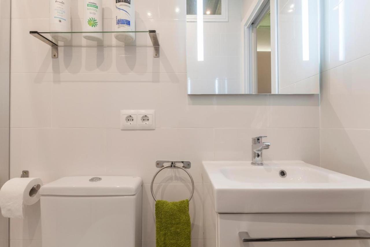 Wish Suite Pureza De Triana Sevilla Luaran gambar